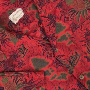 Vintage Royal Hawaiian Shirt Mens Large Red Pineapple Made Hawaii Button Up